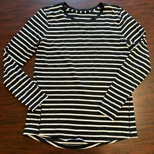 Lululemon “Emerald Long Sleeve” black/white stripe sz 6